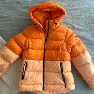 Brand New Never Worn Helly Hansen Puffy Jacket